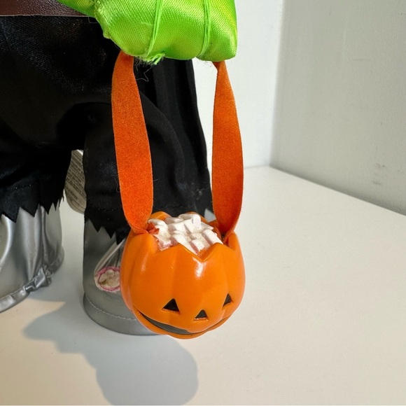 Gemmy Animated Dancing & Singing Frankenstein "Monster Mash" Song - Picture 3 of 15